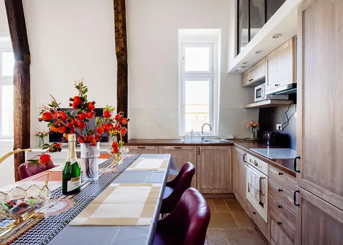 Charming Apartment By The Great Synagogue